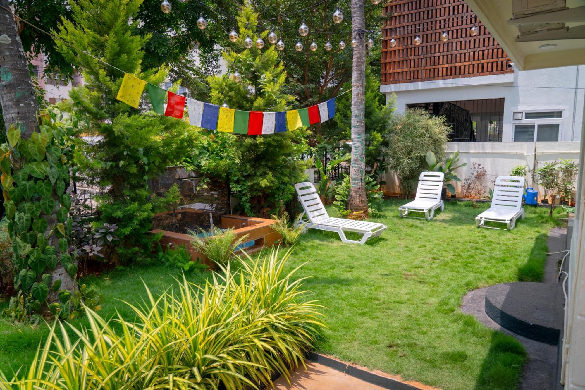 Hostel Leo Vishroam Mysore Exterior foto