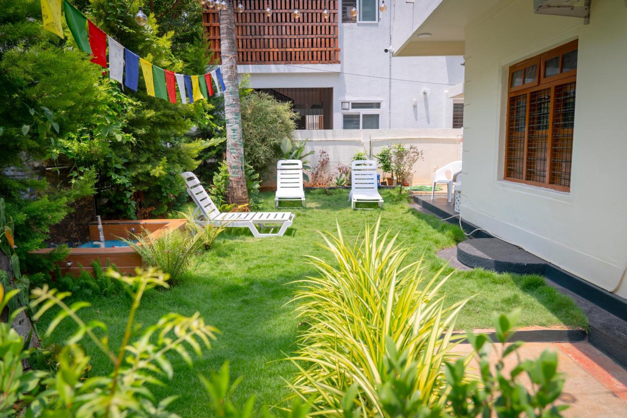 Hostel Leo Vishroam Mysore Exterior foto